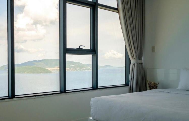 Infinity Sea View Apartment Nha Trang Esterno foto