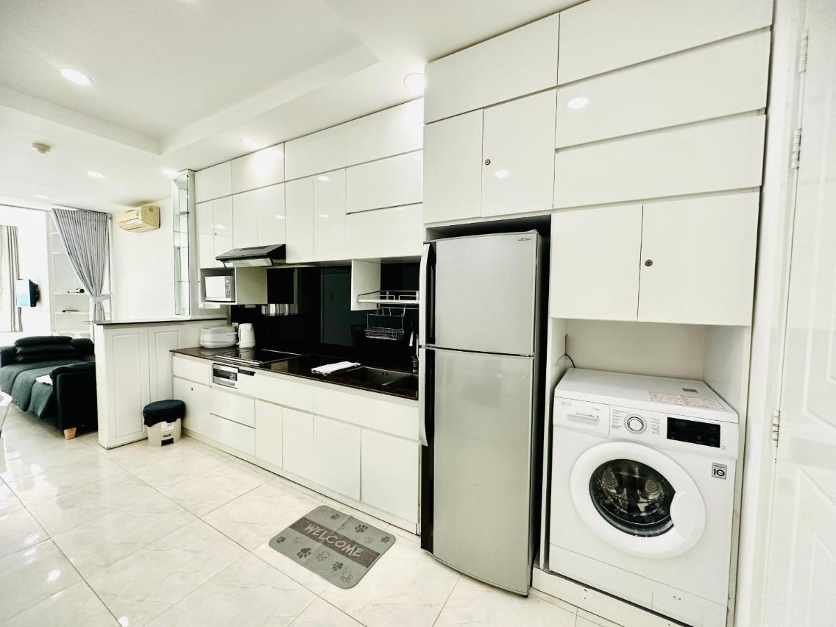 Infinity Sea View Apartment Nha Trang Esterno foto