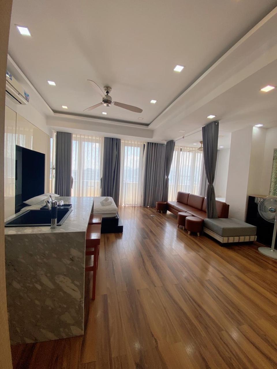 Infinity Sea View Apartment Nha Trang Esterno foto
