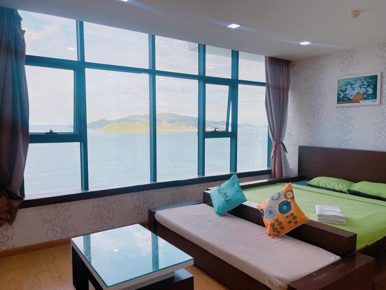 Infinity Sea View Apartment Nha Trang Esterno foto