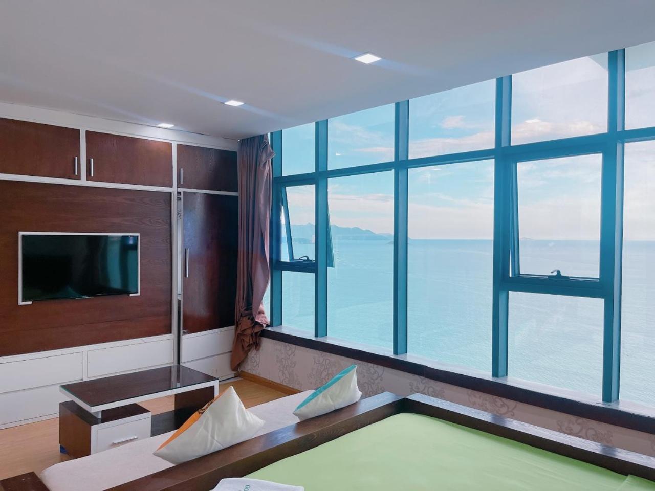Infinity Sea View Apartment Nha Trang Esterno foto