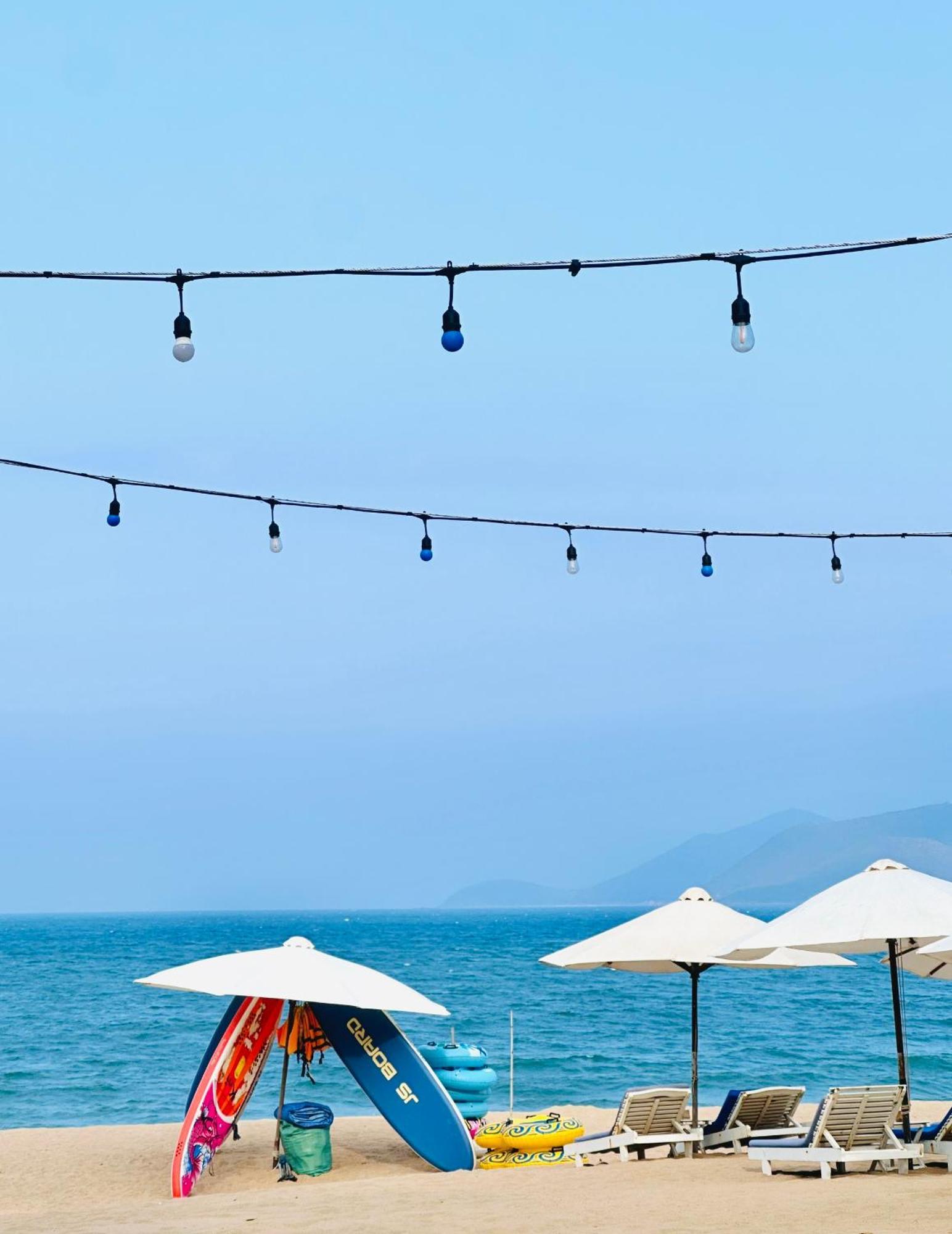 Infinity Sea View Apartment Nha Trang Esterno foto